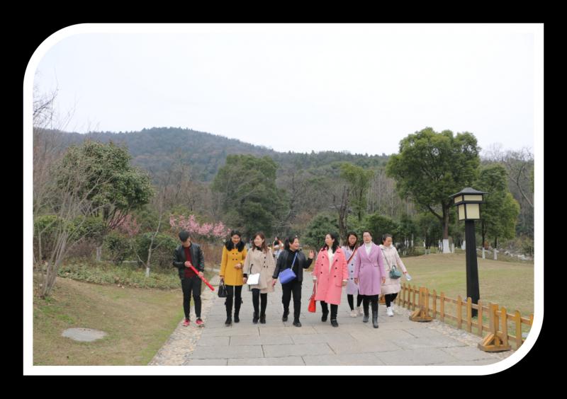 湖北省工业建筑学校三月八日女工“相聚习家池 畅享自然美”(图2)