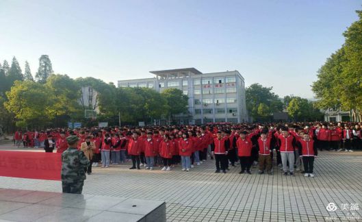 不忘来时路 奋斗新征程————记我校18届技能高考出征誓师大会(图2)