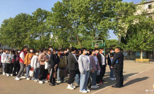 不忘来时路 奋斗新征程————记我校18届技能高考出征誓师大会(图9)