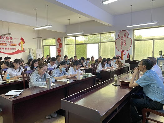 我校召开2022秋季学期学生返校班主任工作会议(图4)