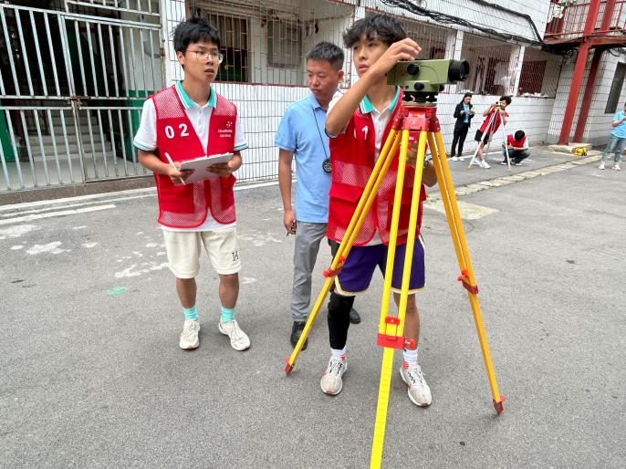 襄阳市中职院校工程测量赛项在我校成功举办(图4)