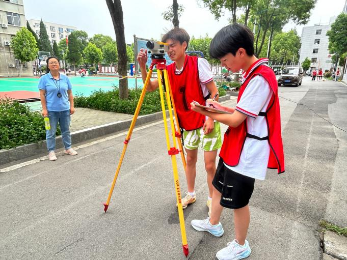 襄阳市中职院校工程测量赛项在我校成功举办(图5)