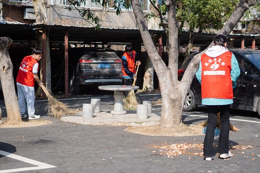 我校开展《阳光伴我行》心理健康教育系列活动(图2)