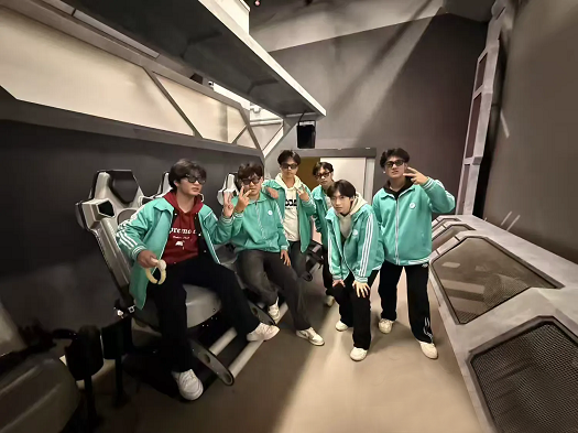 学校高一学子开展秋季研学活动(图2)